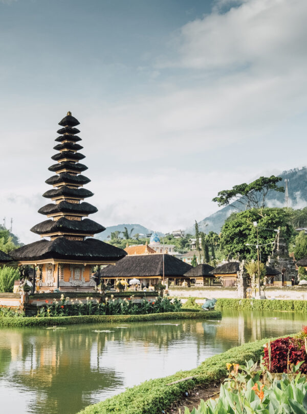 bali-pagoda-indonesia (1)