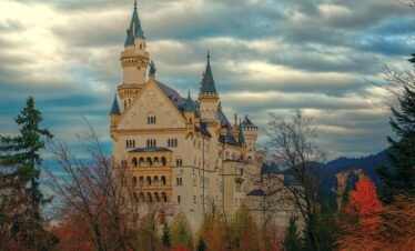 Wonders of Europe: Castles & Culture
