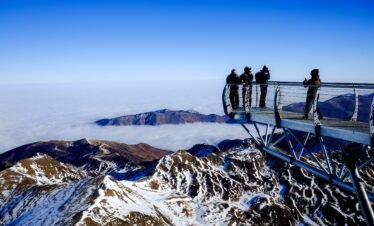 Himalayan: Discover Nepal